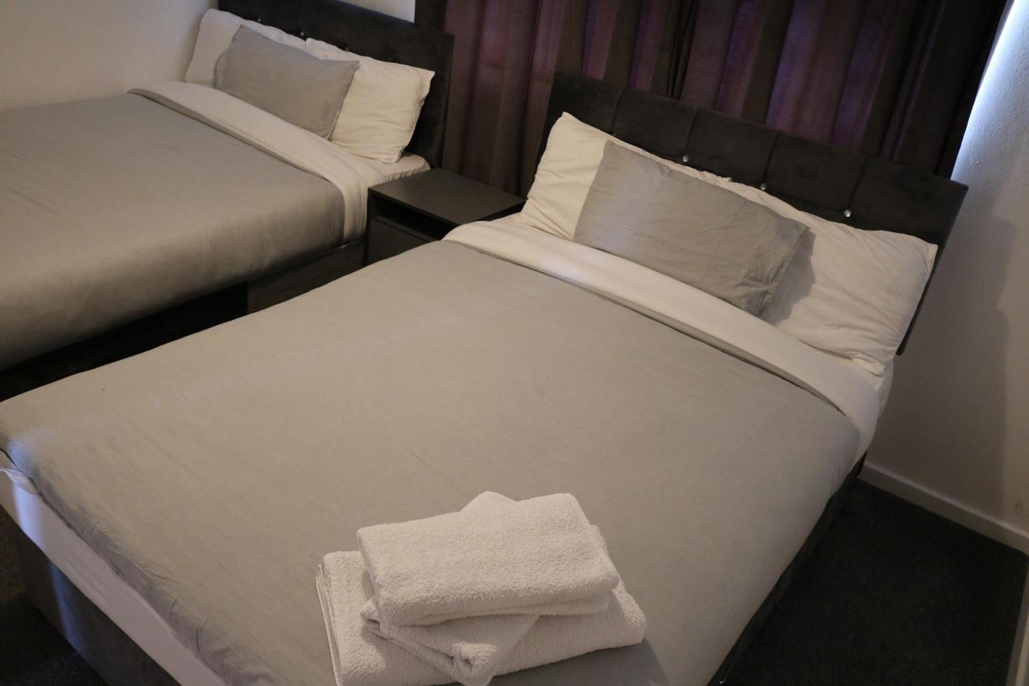 Cosy 2 Bed With Parking Near Piccadilly, Etihad Stadium And Coop Live Sleeps Up To 5 Villa Manchester Exterior foto