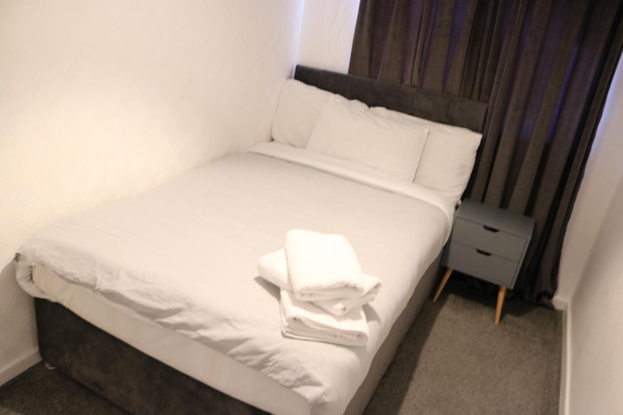 Cosy 2 Bed With Parking Near Piccadilly, Etihad Stadium And Coop Live Sleeps Up To 5 Villa Manchester Exterior foto