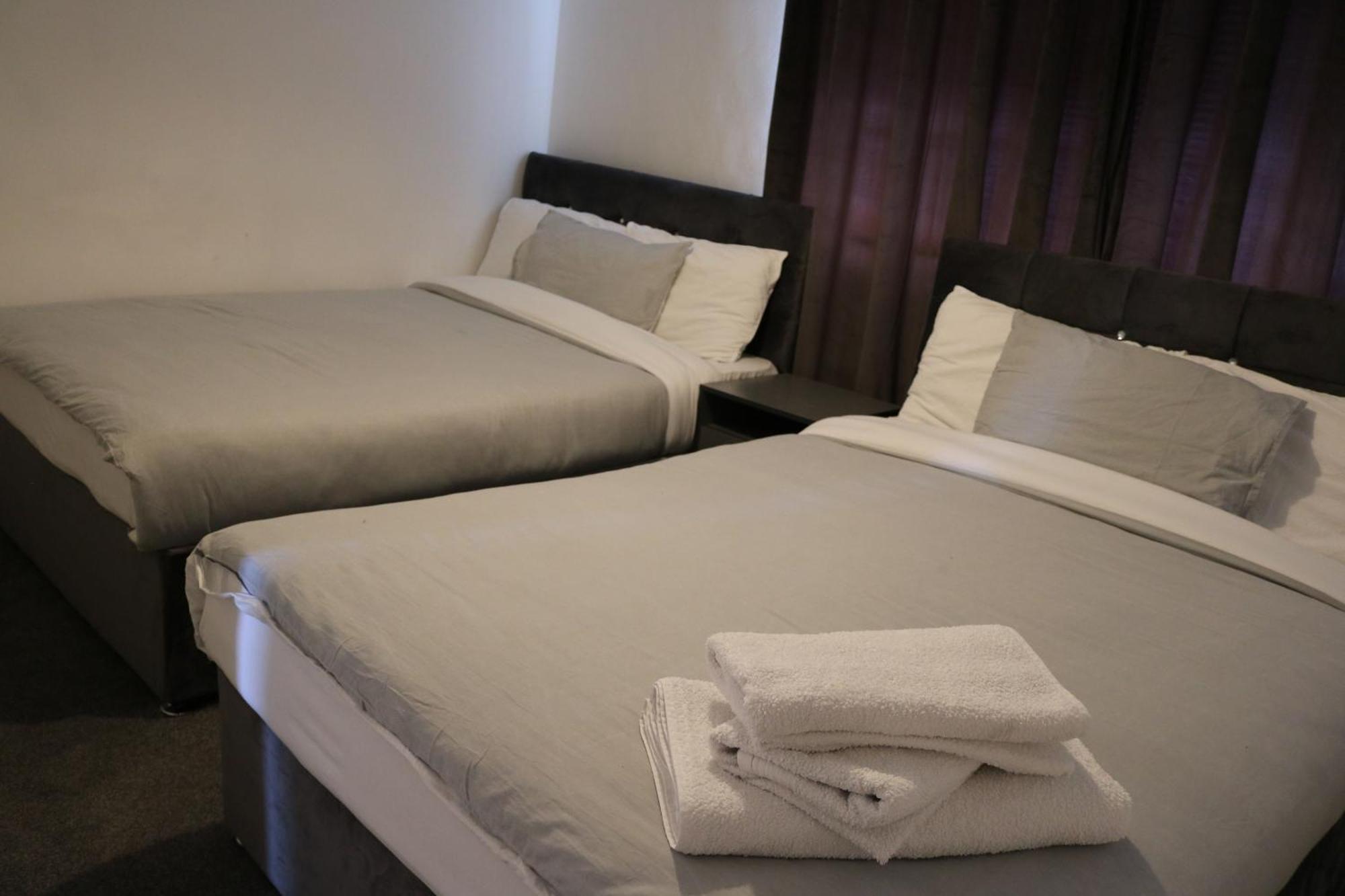 Cosy 2 Bed With Parking Near Piccadilly, Etihad Stadium And Coop Live Sleeps Up To 5 Villa Manchester Exterior foto